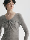Lightweight Slim-Fit Long-Sleeved Tops_BDHL7725