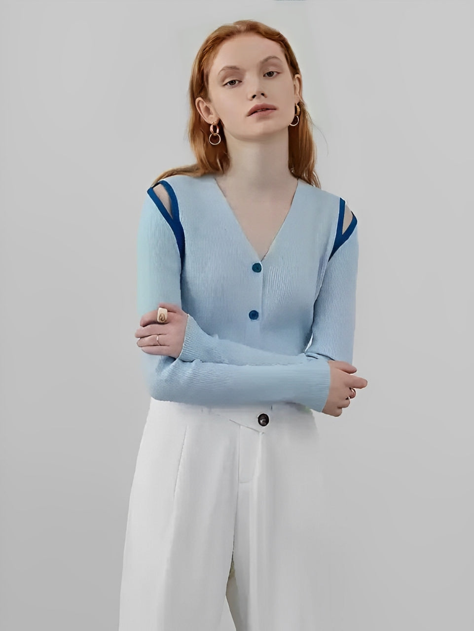 Shoulder Cut-Out V-Neck Cardigan_BDHL7143