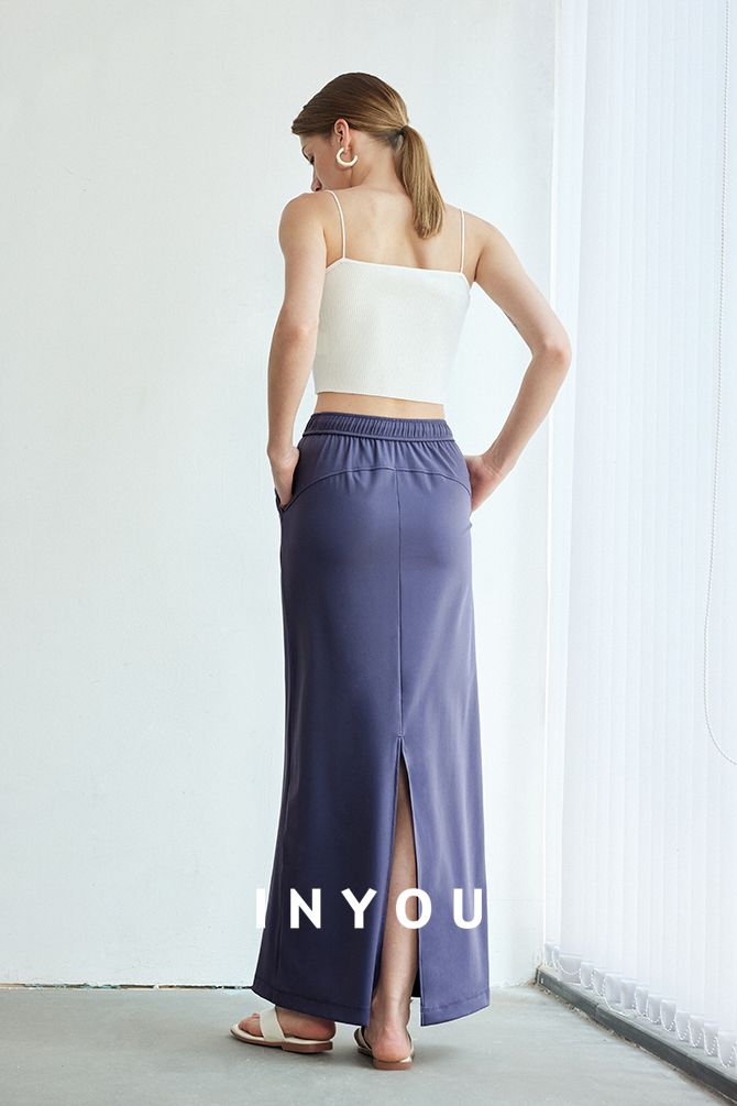 Back Slit Straight Long Skirt_BDHL6148