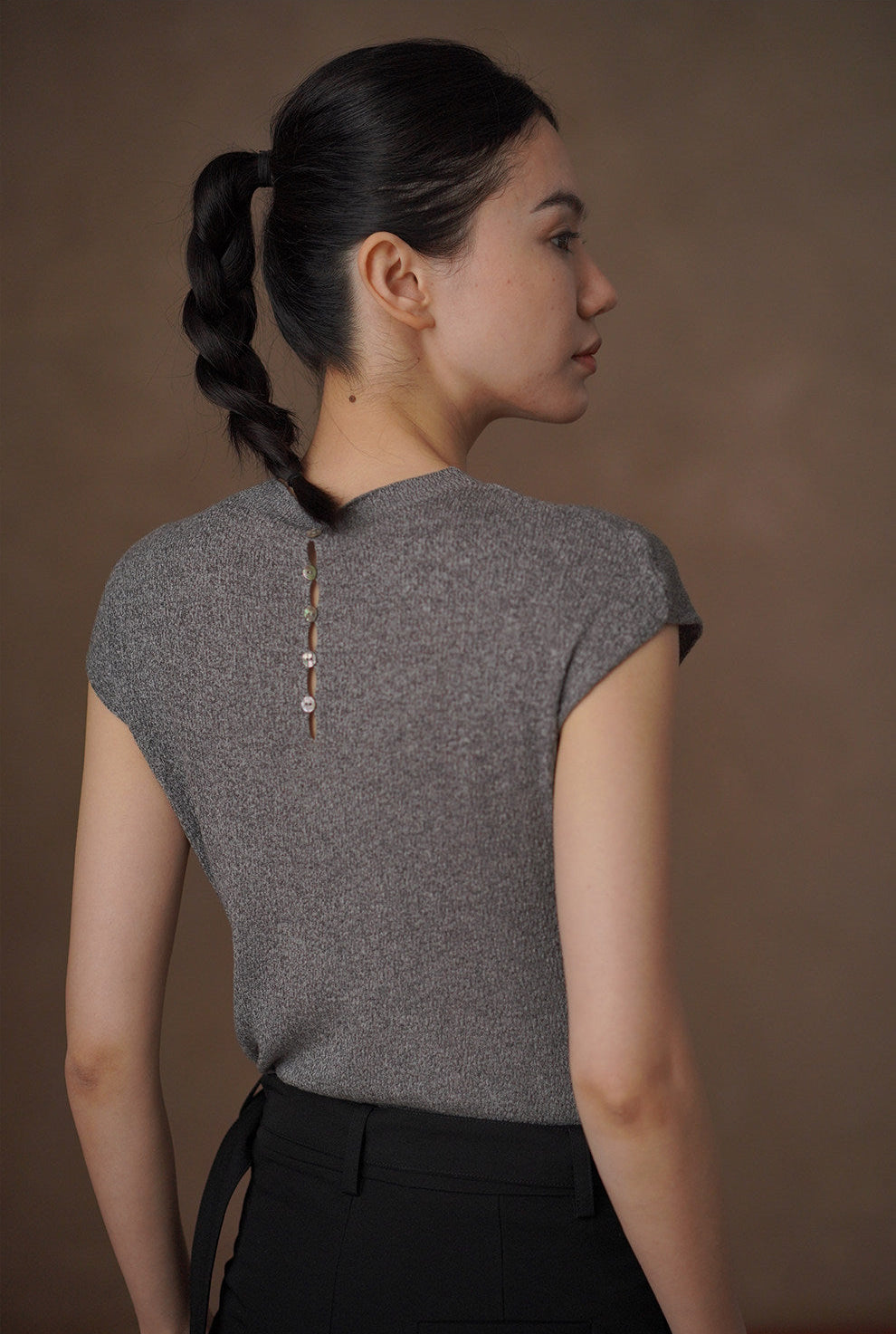 Cap Sleeve Button-Back Knit Top_BDHL8299