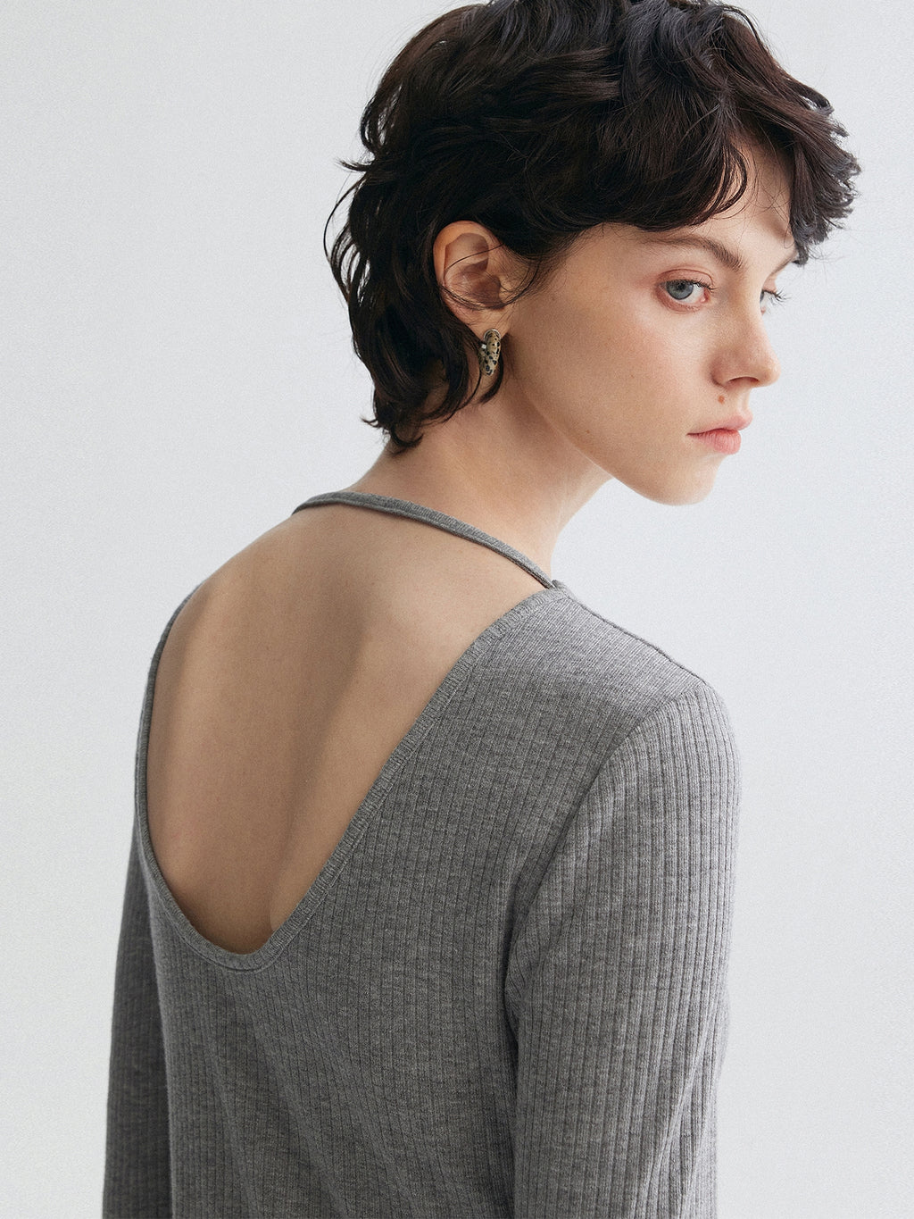 U型鏤空針織上衣_BDHL7952