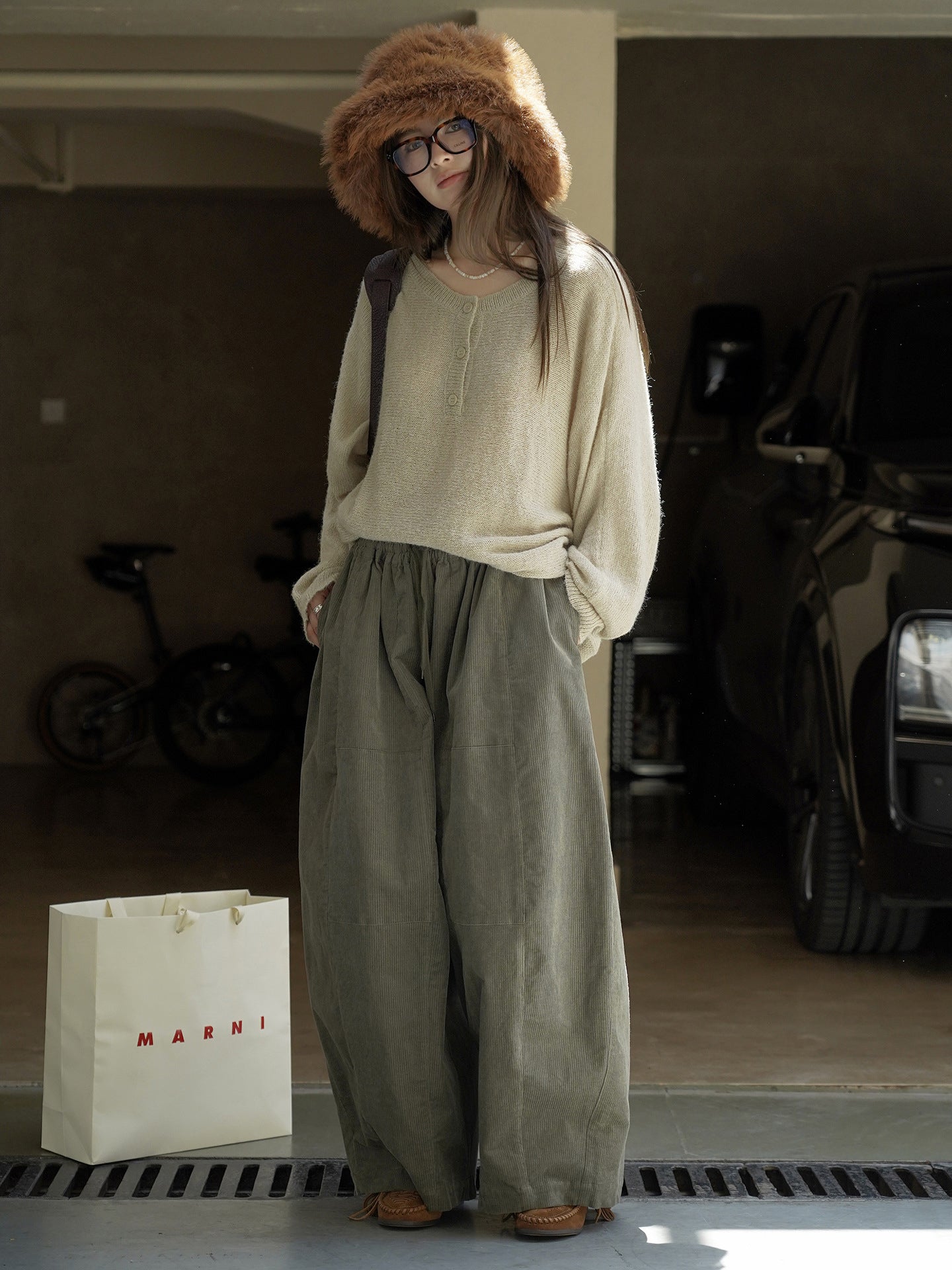 Corduroy Wide-Leg Pants_BDHL7772