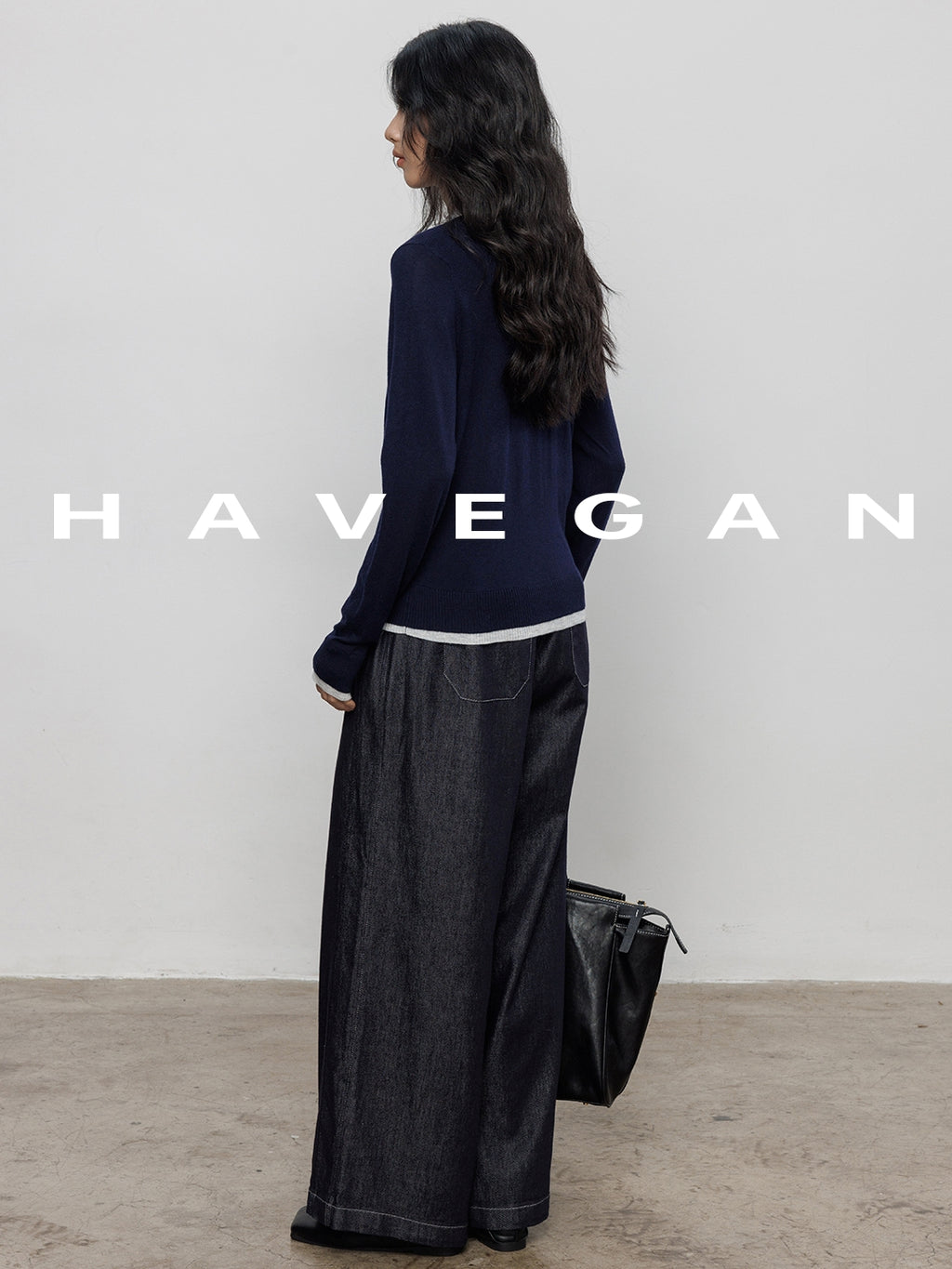 Contrast Collar Long-Sleeved Tops_BDHL7694