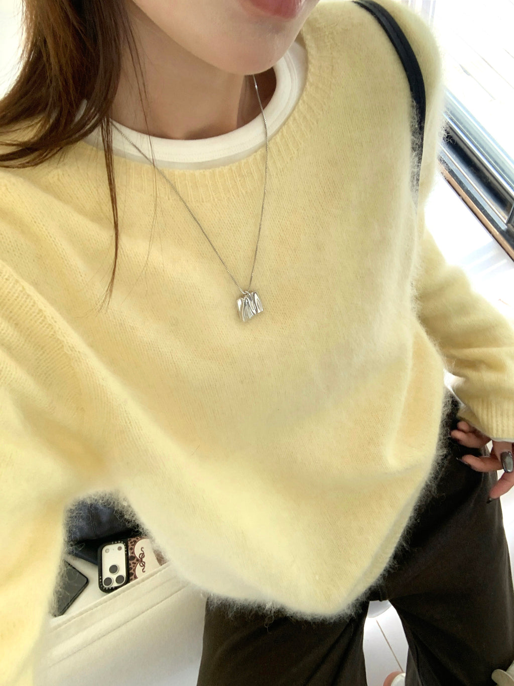Wool Silk Cashmere Crew Neck Sweater_BDHL8441