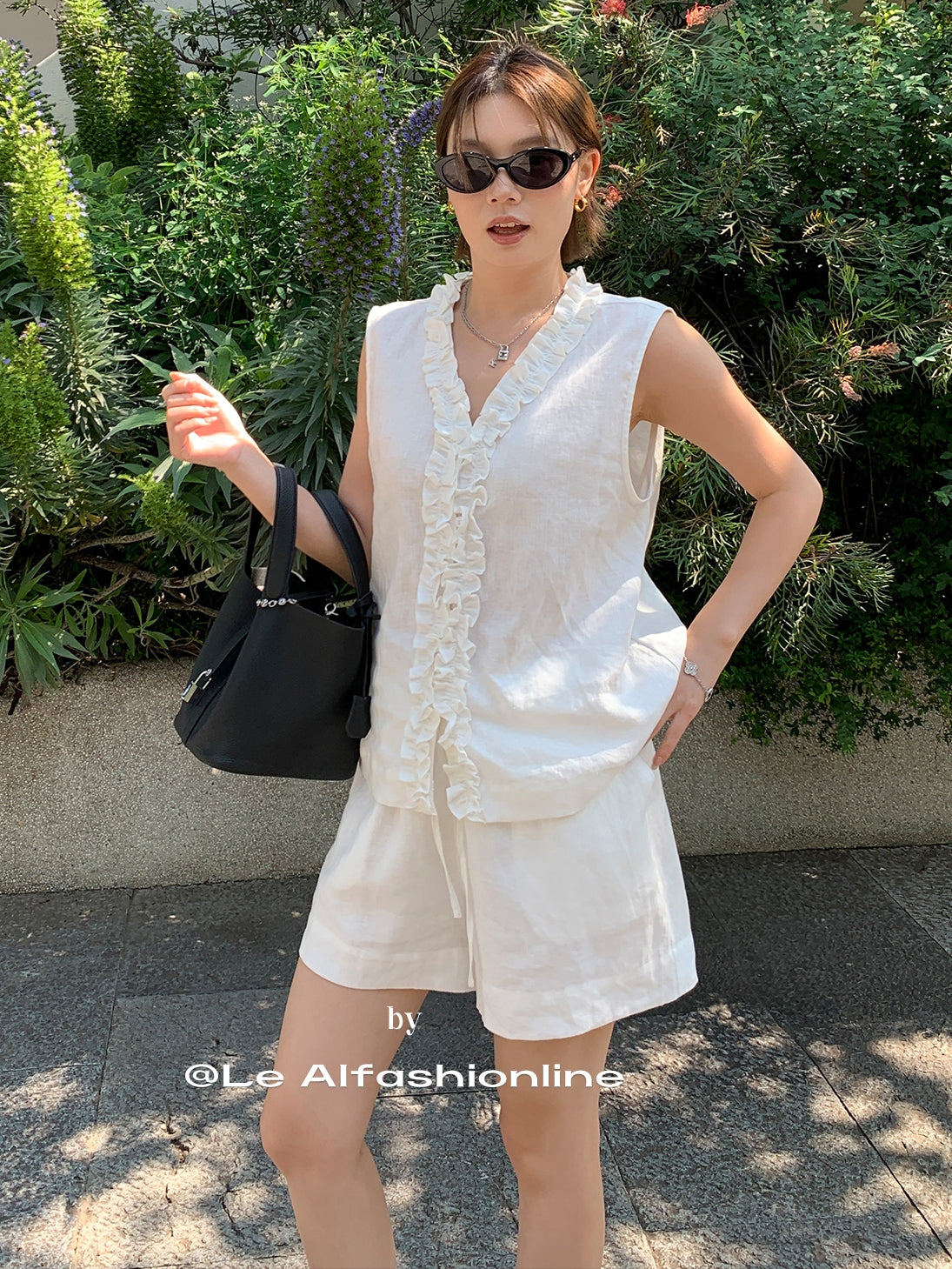 Fringed Vest Or Straight Short Pants_BDHL7620