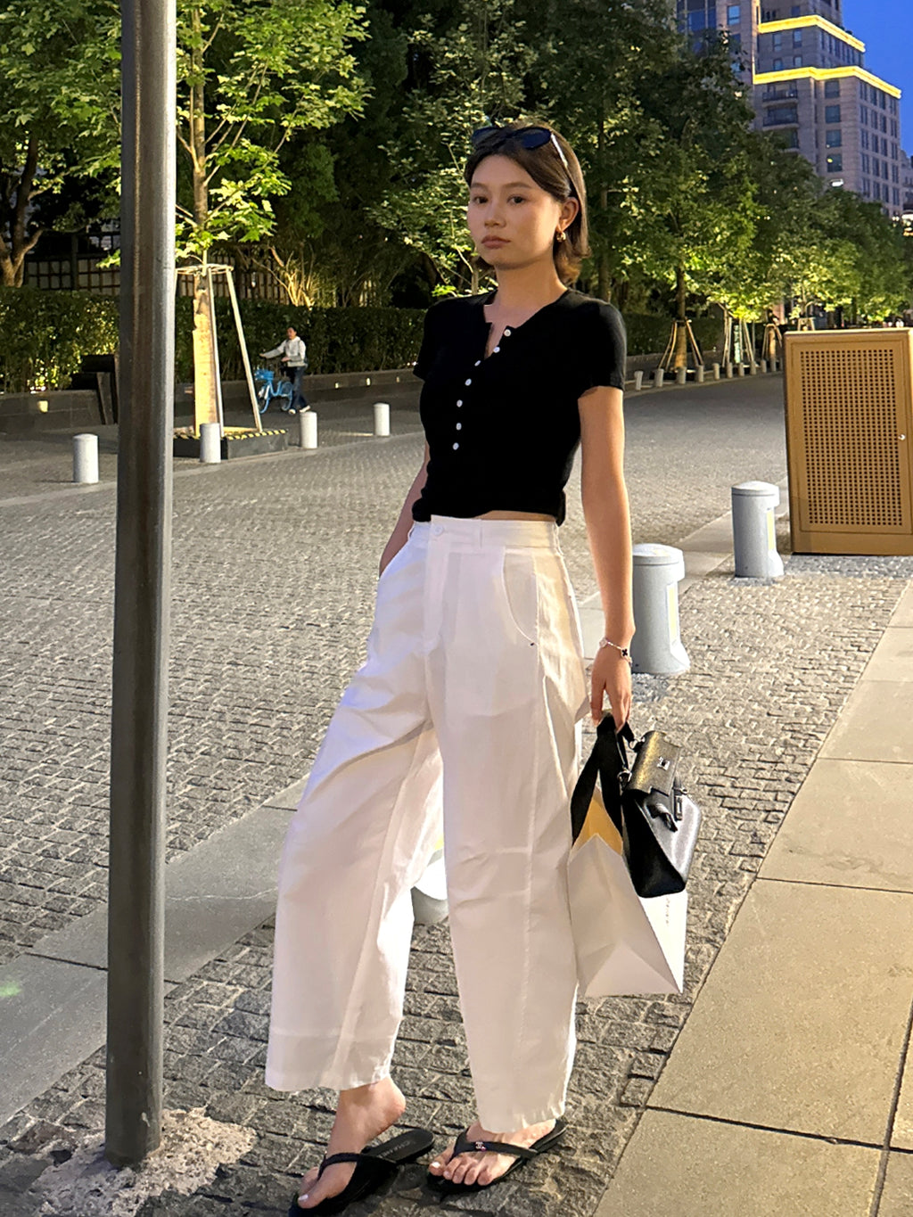 Three-Dimensional Wide-Leg Pants_BDHL7622