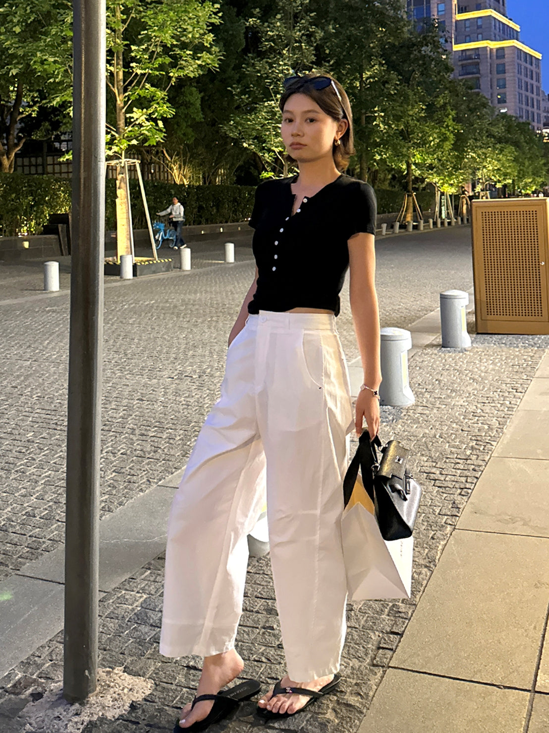 Three-Dimensional Wide-Leg Pants_BDHL7622