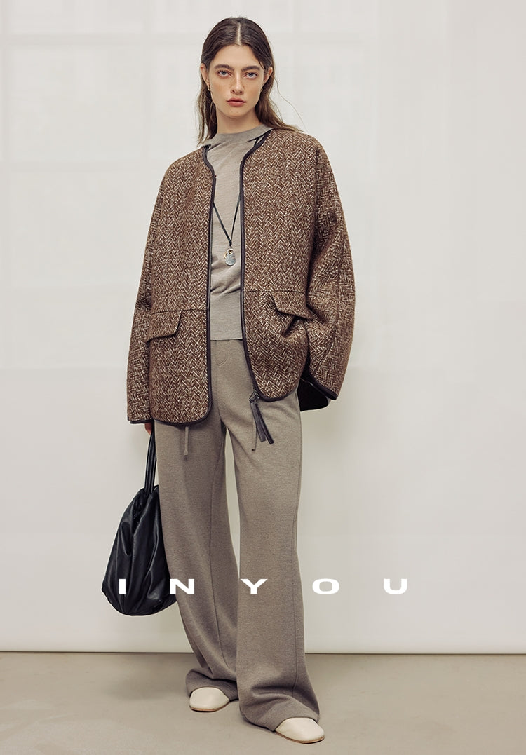 Collarless Cape Coat_BDHL7982