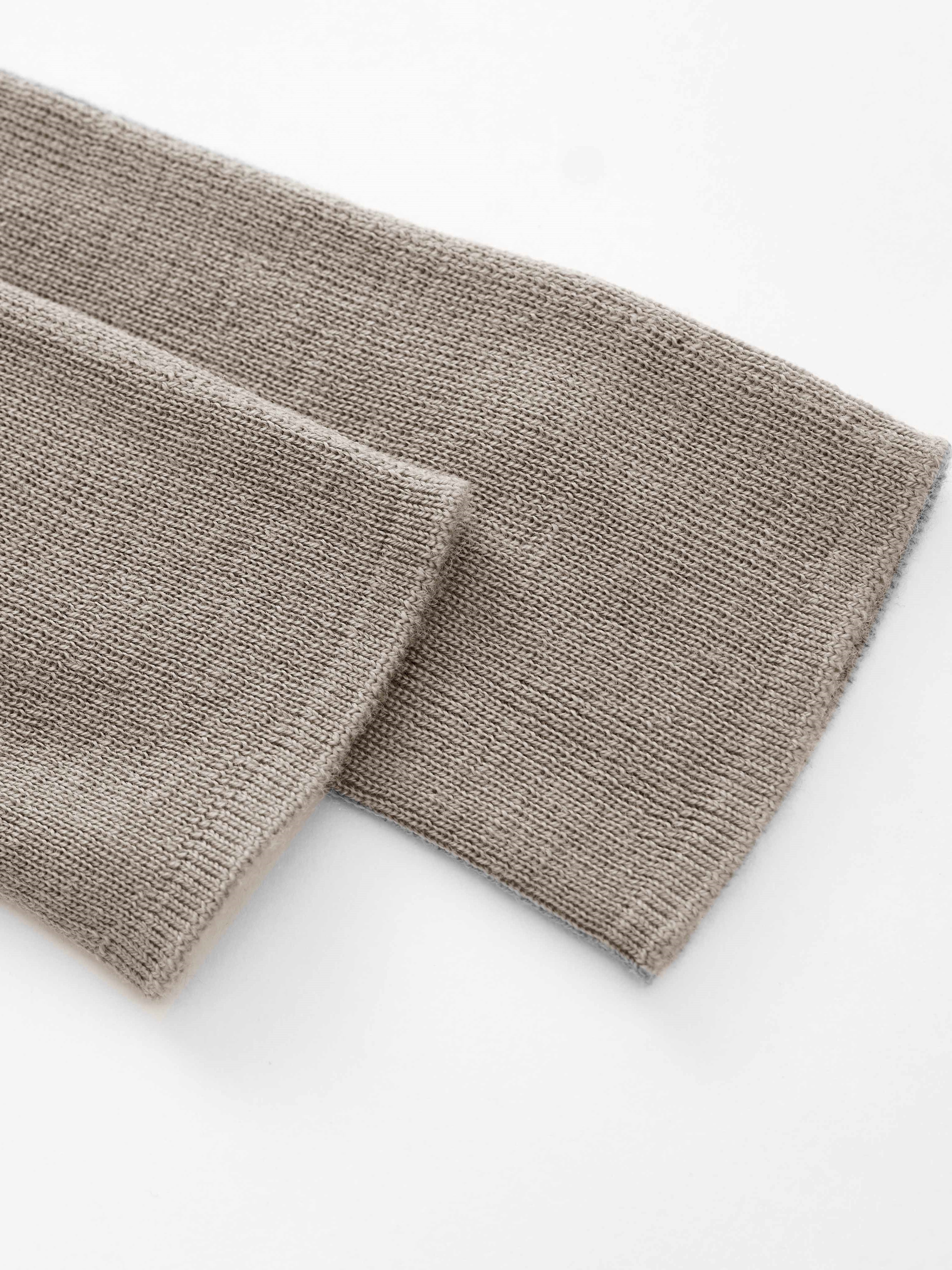Seamless Half Turtleneck Tops_BDHL6623