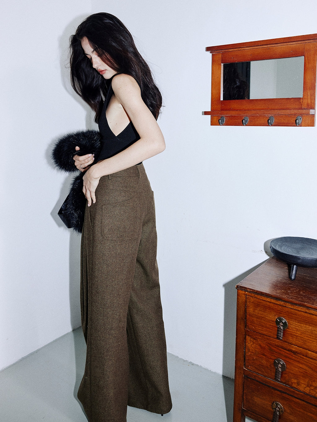 Tucked Wide-Leg Pants_BDHL7996