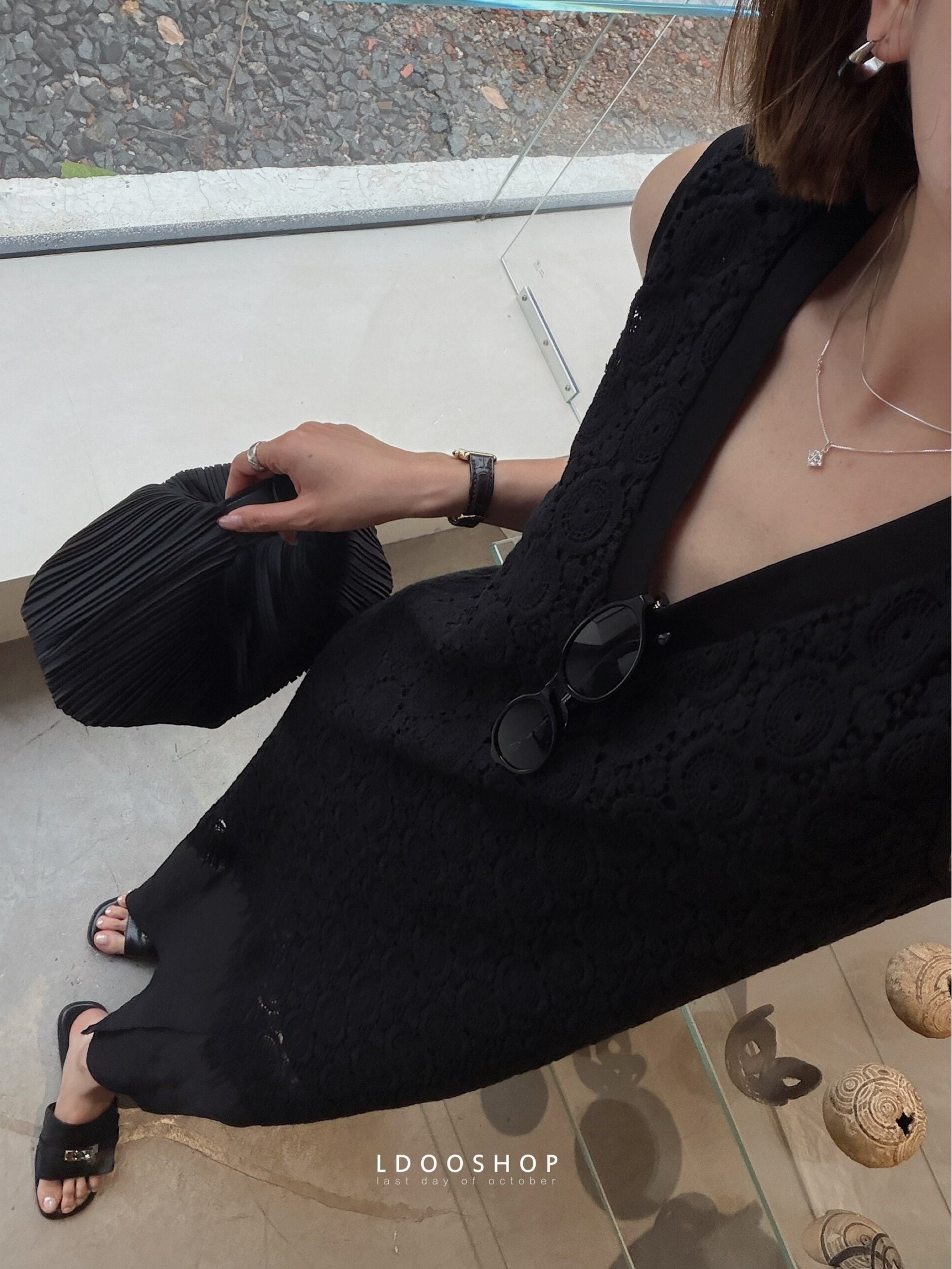 Pleated Dumpling Shoulder Bag_BDHL8380