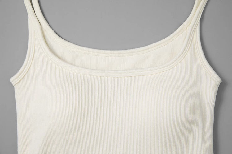 Slim-Fit Simple Camisole_BDHL7411