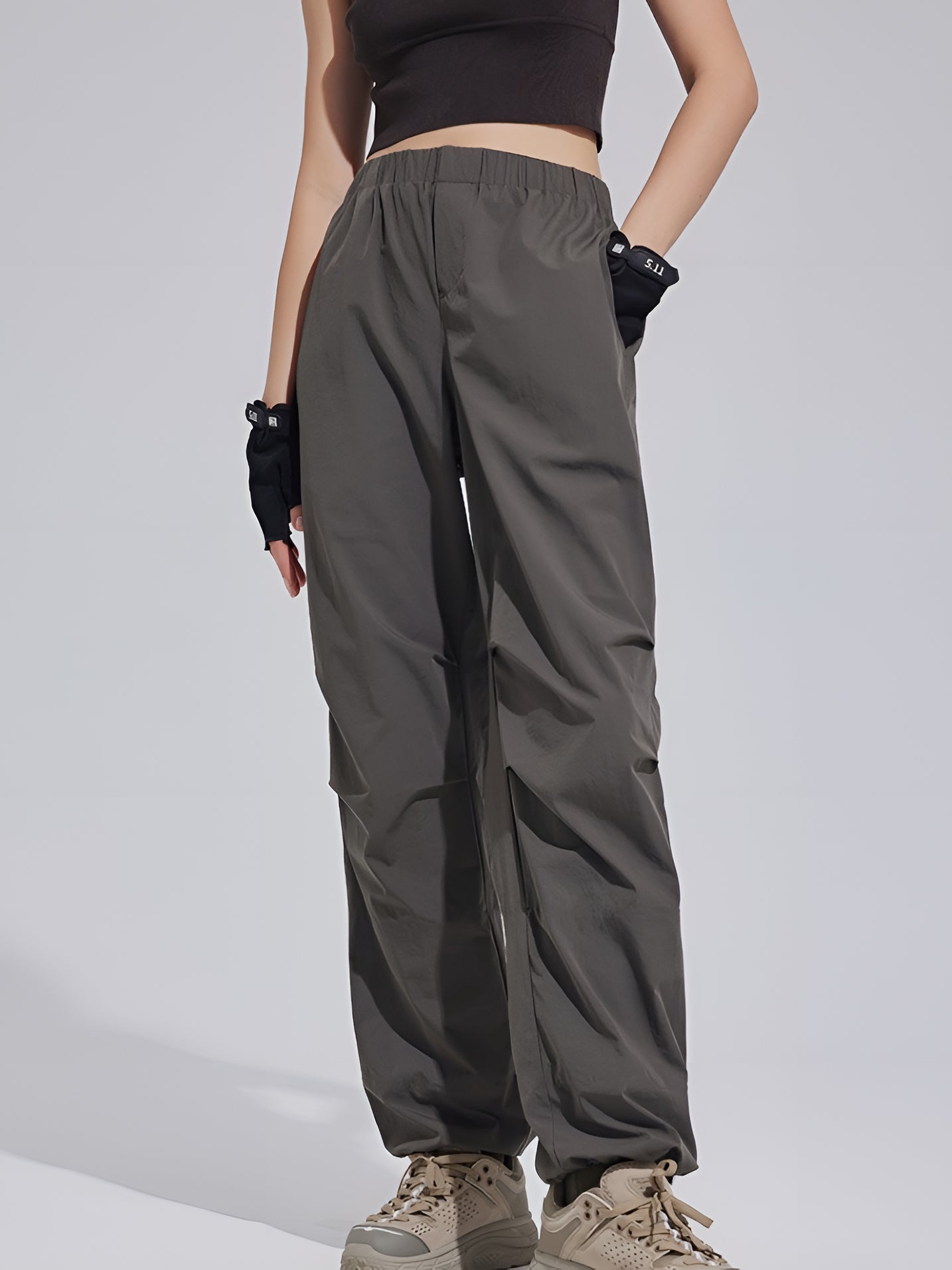 Loose-Fitting Slim Cargo Pants_BDHL6311