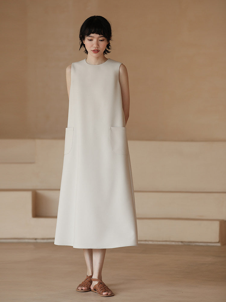 Off-White Wide-Pocket Sleeveless Dress_BDHL8289