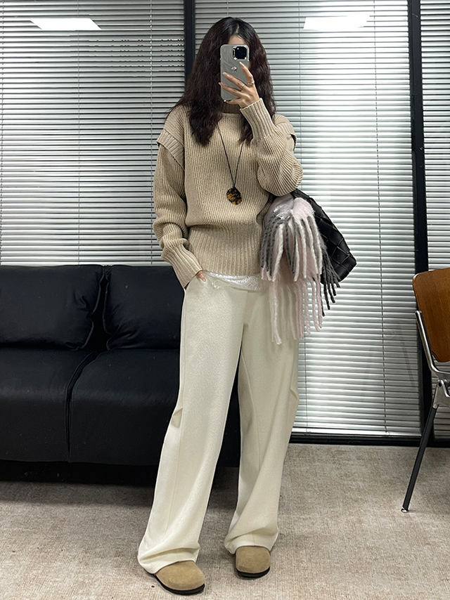 Knee-Tucked Wide-Leg Pants_BDHL6808