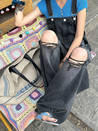 Ripped Jeans Bib Pants_BDHL5945