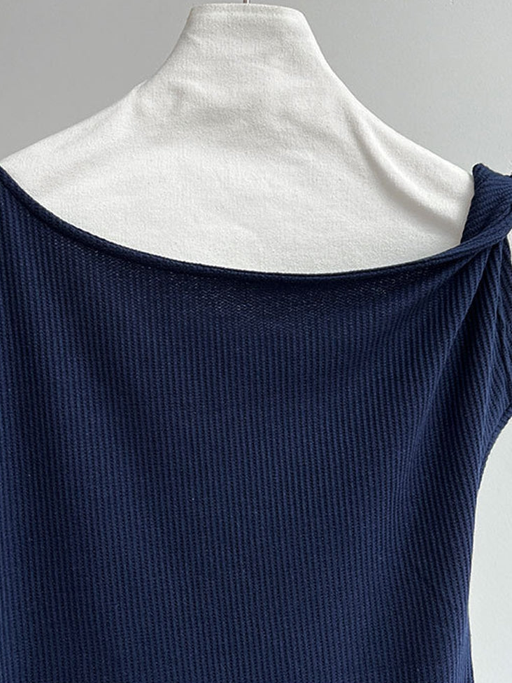 Diagonal Shoulder Twist T-Shirt_BDHL7529