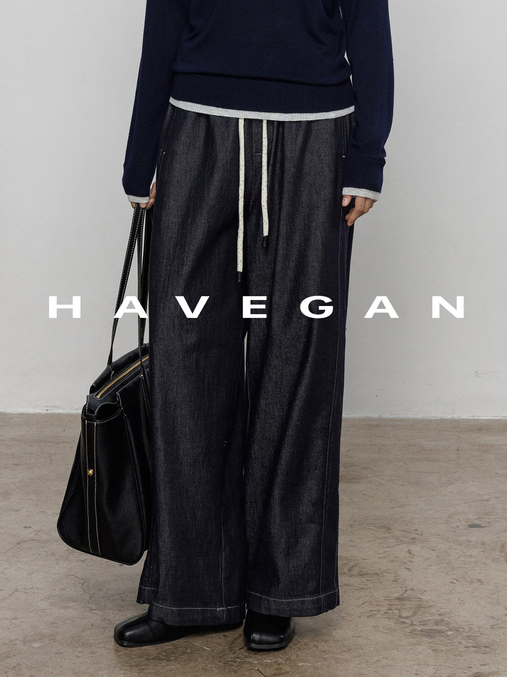Wash-Finished Denim Wide-Leg Pants_BDHL7695