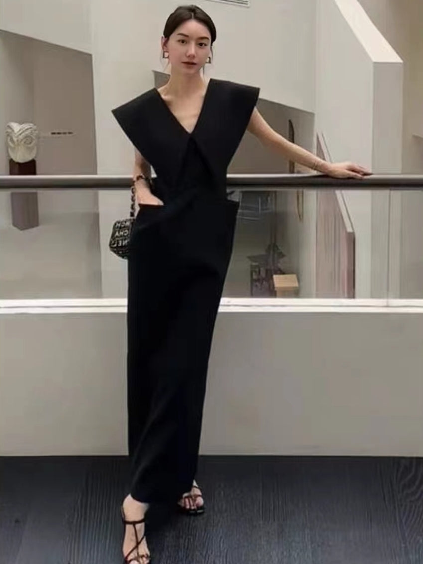 Big Collar Black Sleeveless Dress_BDHL7570