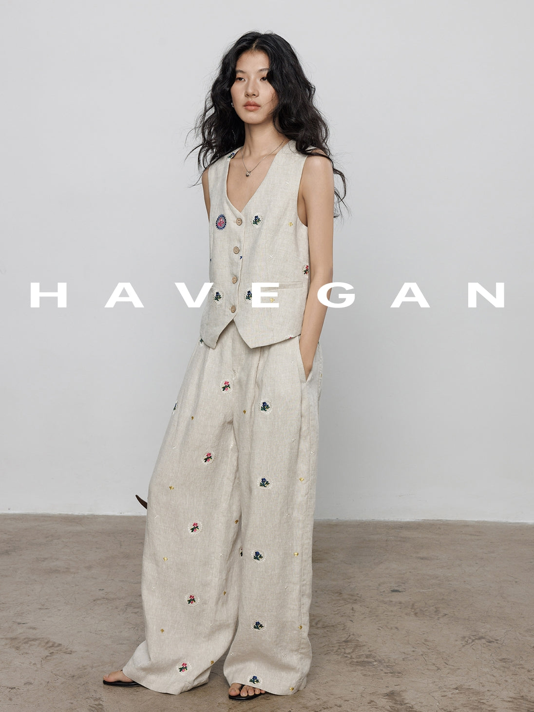 Embroidered Design Vest Or Pants_BDHL7606