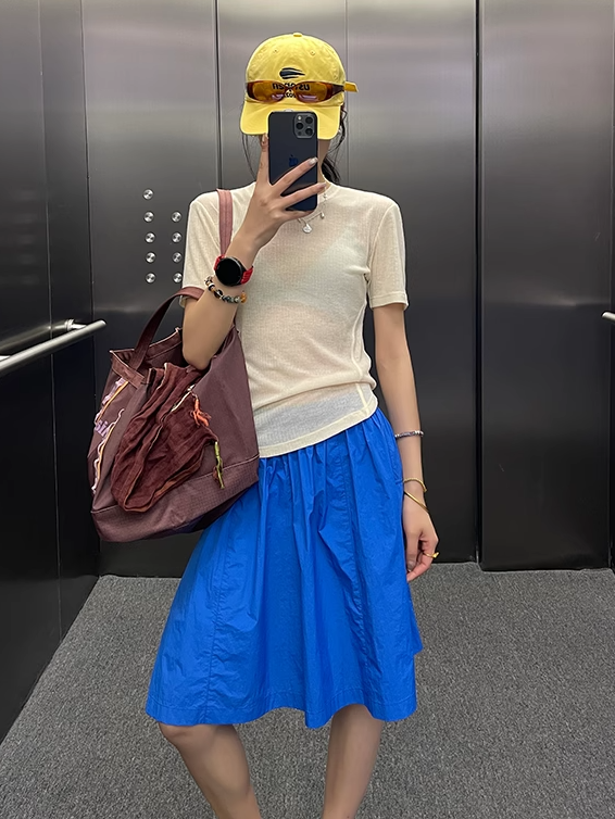 Slightly Transparent T-Shirt_BDHL7410