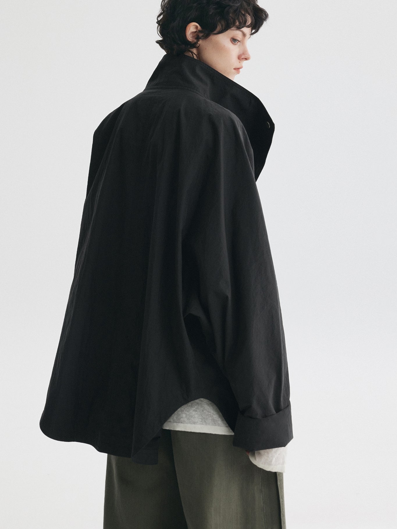 Medium-Length Stand-Collar Jacket_BDHL7724
