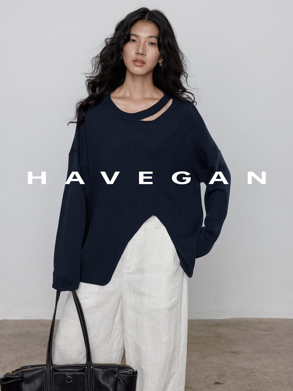 Round-Neck Slit Knit Tops_BDHL7707 