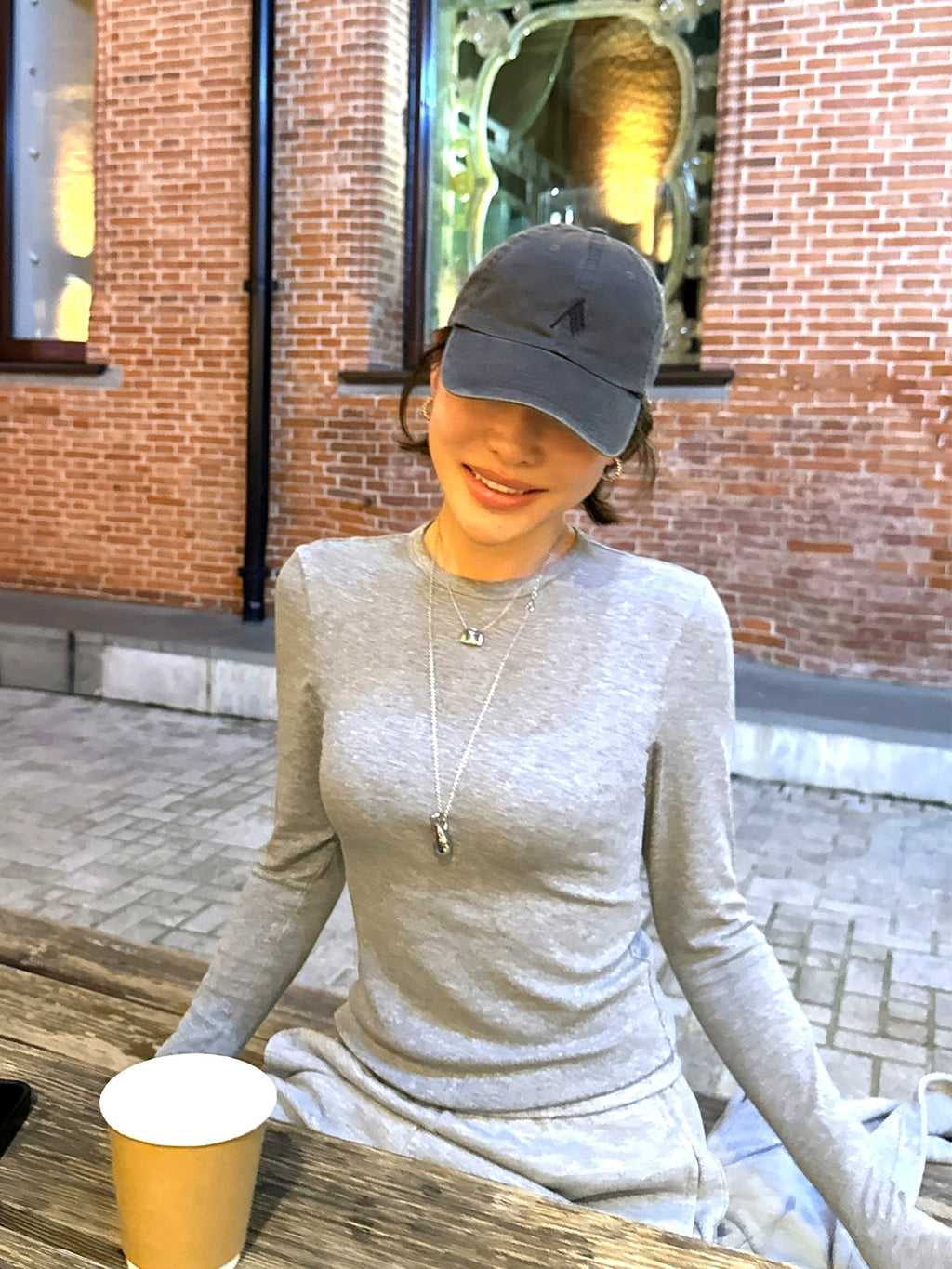 Slim-Fit Long-Sleeved T-Shirt_BDHL7841