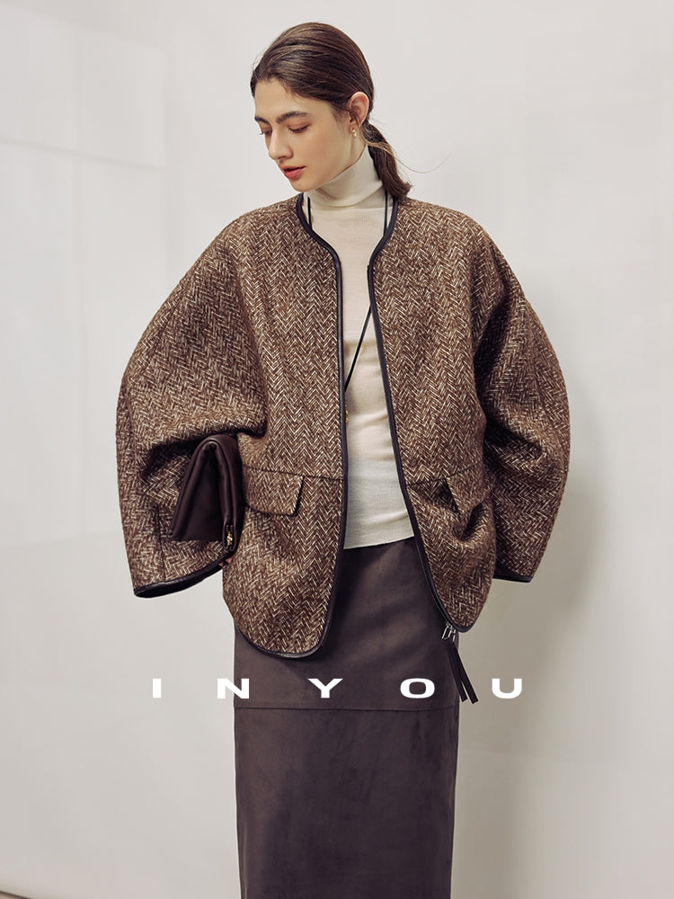 Collarless Cape Coat_BDHL7982