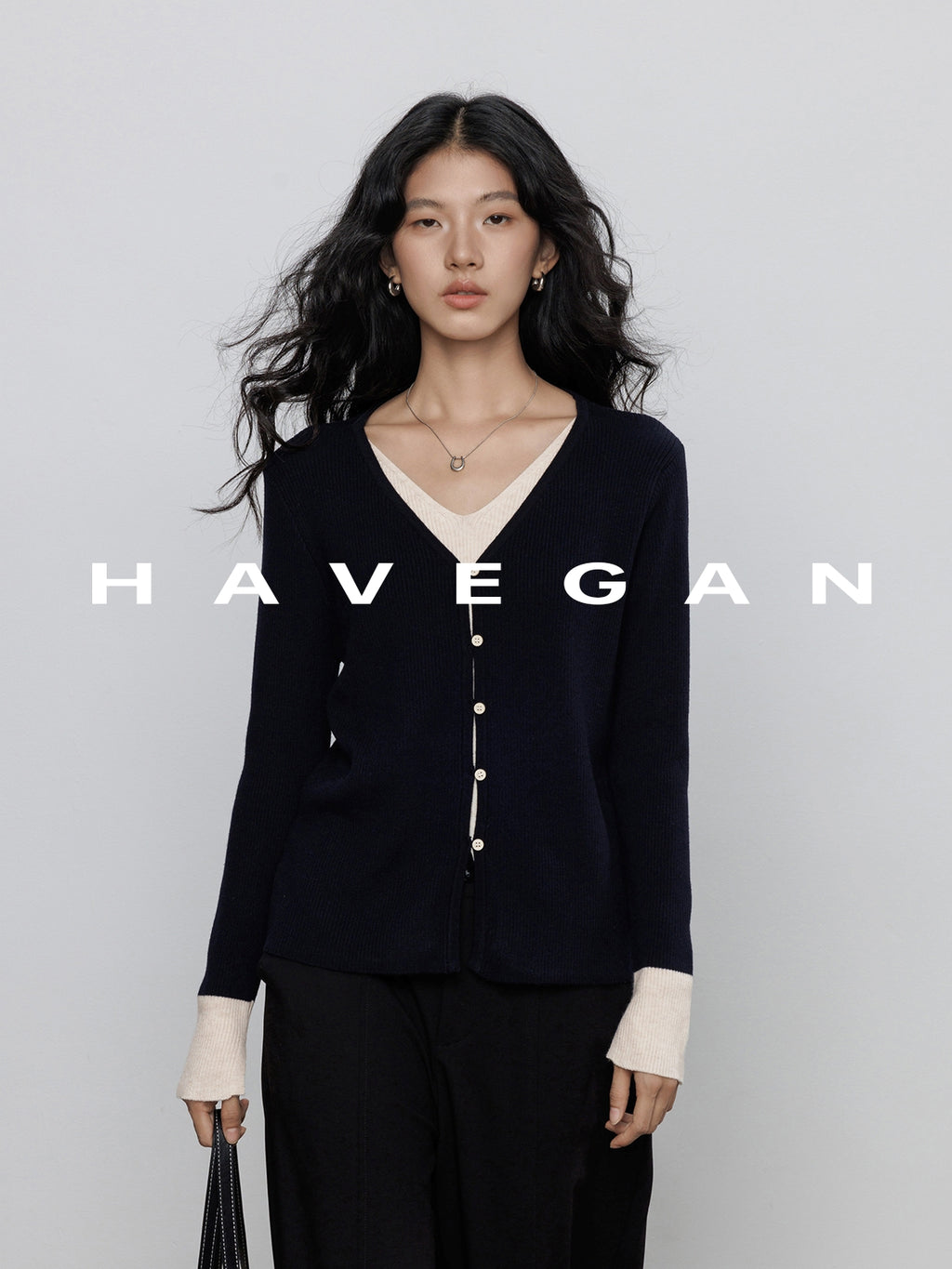 V-Neck Two-Piece Style Cardigan_BDHL7785
