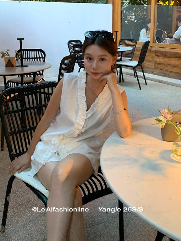 Fringed Vest Or Straight Short Pants_BDHL7620