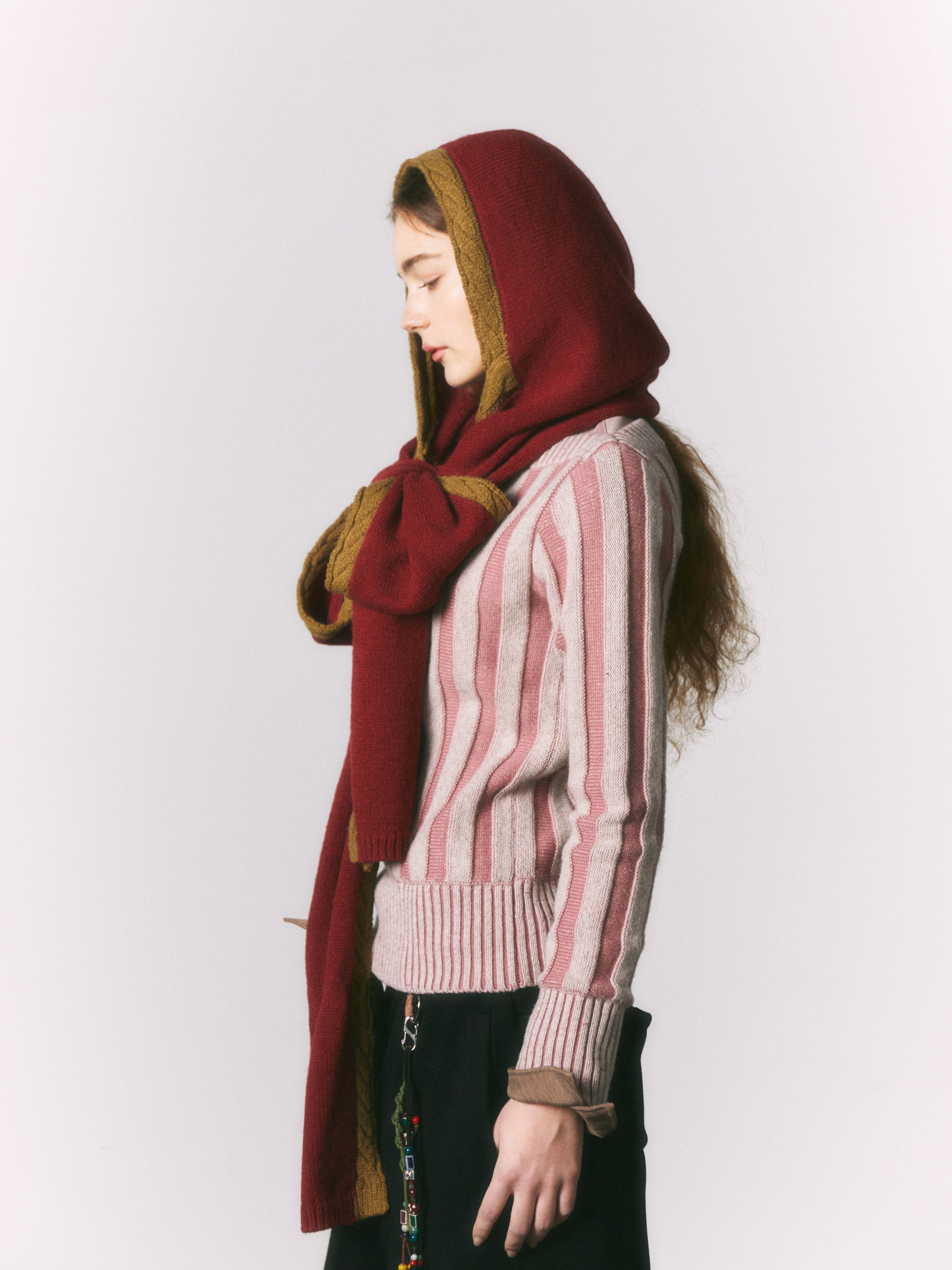 Contrast Color Hooded Scarf_BDHL6963