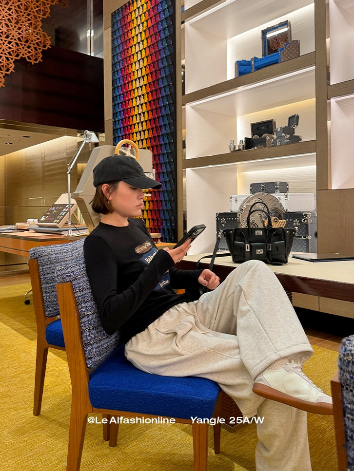 Heavyweight Jogger Sweatpants_BDHL8009