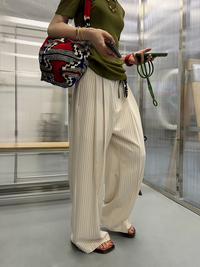 Striped Loose-Fitting Pants_BDHL7403