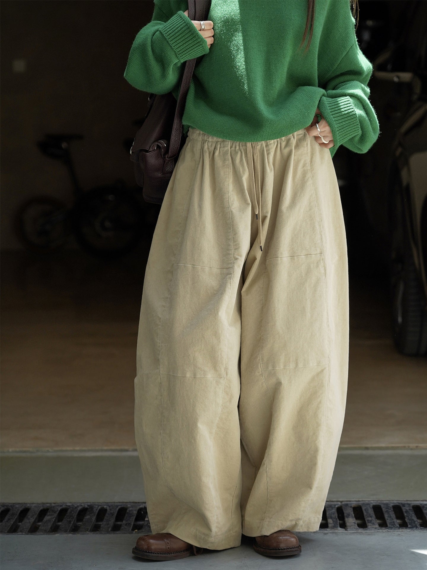 Corduroy Wide-Leg Pants_BDHL7772