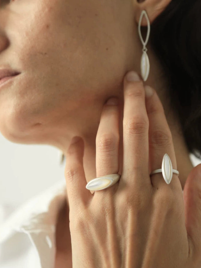 Long Marquise Shell Ring_BDHL8468