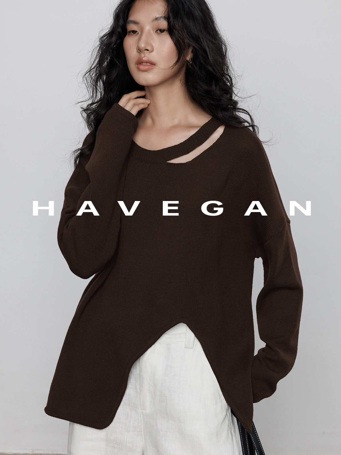 Round-Neck Slit Knit Tops_BDHL7707 