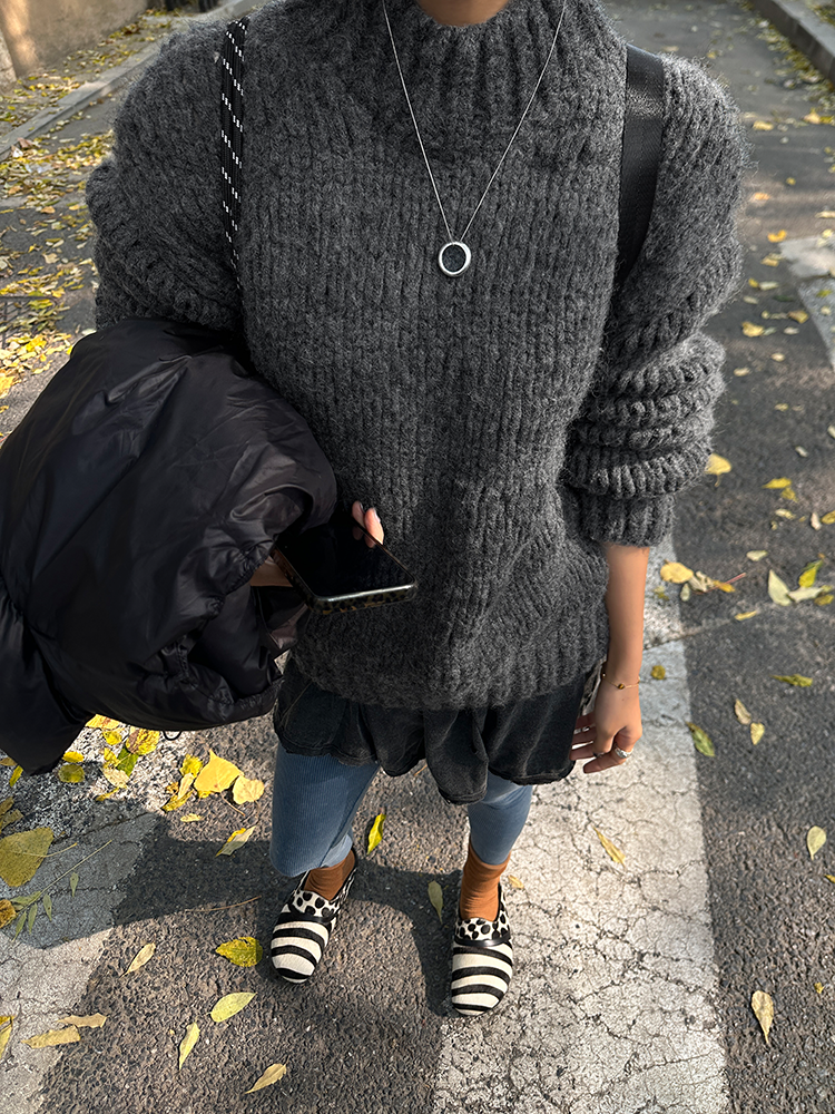 Half Turtleneck Loose Thick Knit_BDHL6732
