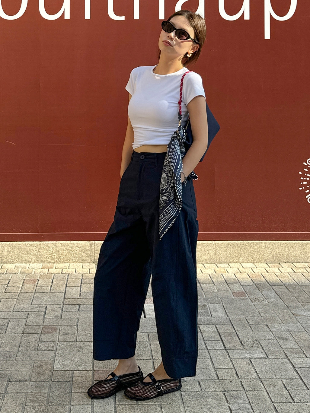 Three-Dimensional Wide-Leg Pants_BDHL7622