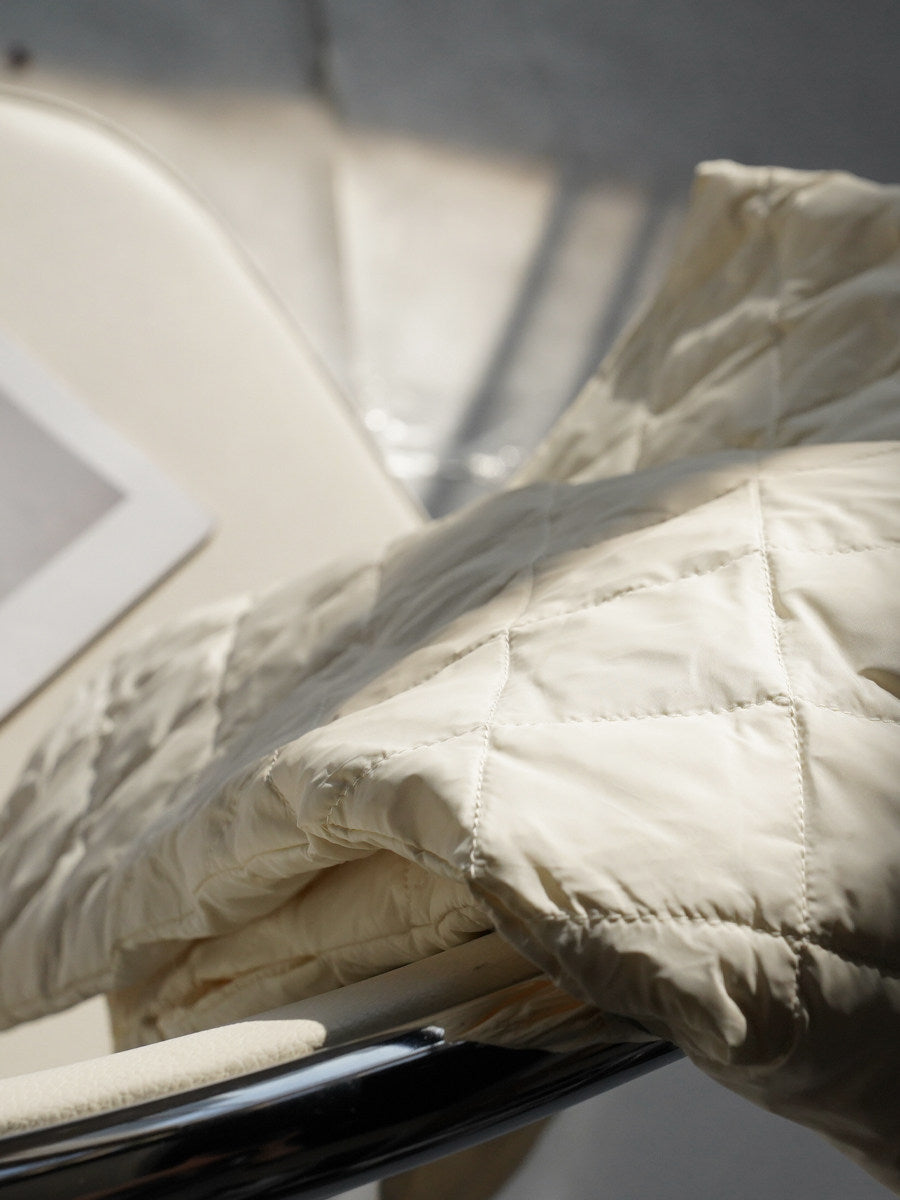 Lightweight V-Neck Down Jacket_BDHL8131