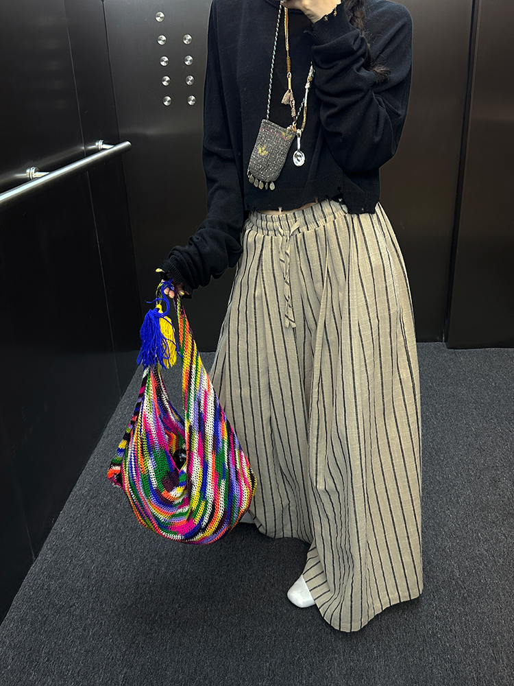 Loose-Fitting Striped Pants_BDHL7252