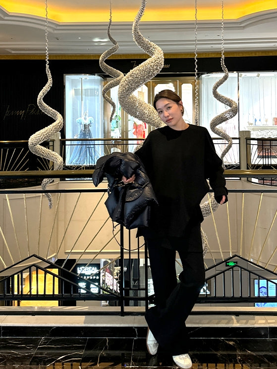 Loose-Fitting Sweatshirt Or Flared Skirt Pants_BDHL8007