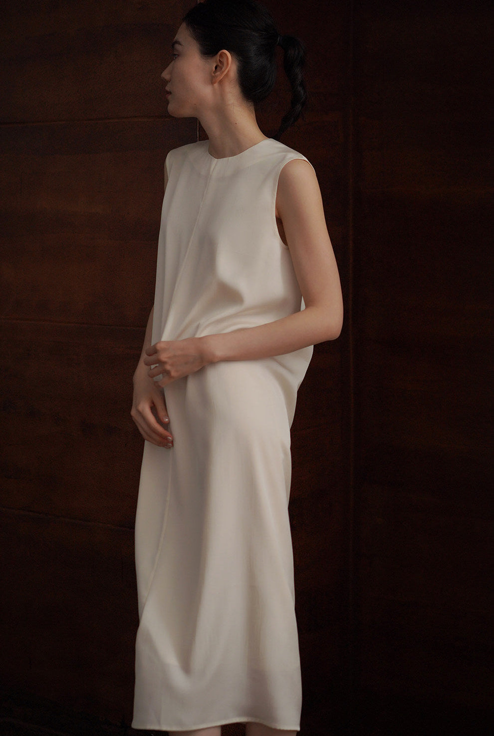 Open Back Sleeveless Dress_BDHL8298