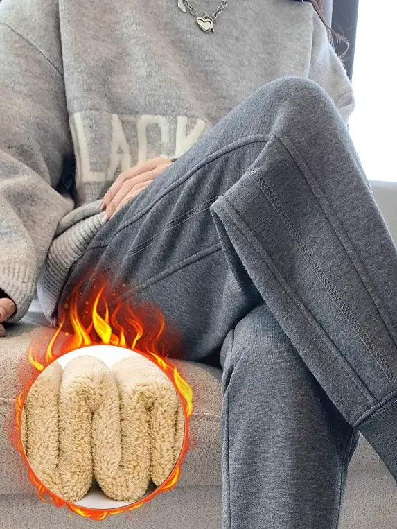 High-Waisted Tapered Sweatpants_BDHL8031