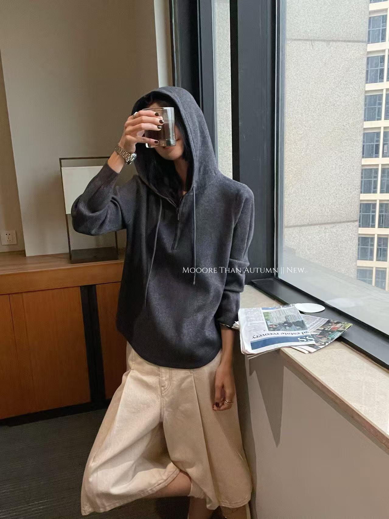 Hooded Half-Zip Knit Tops_BDHL7850