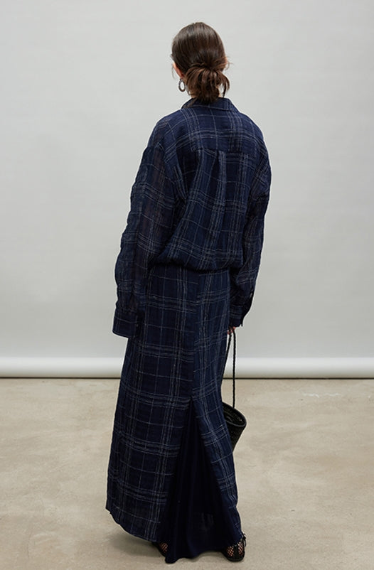 Loose-Fitting Shirt Or Long Straight Skirt_BDHL7193