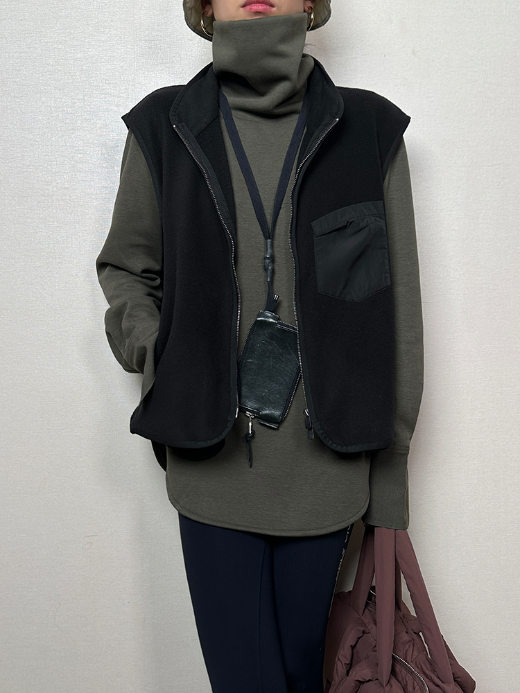 stand-Up Collar Zip Vest_BDHL6931