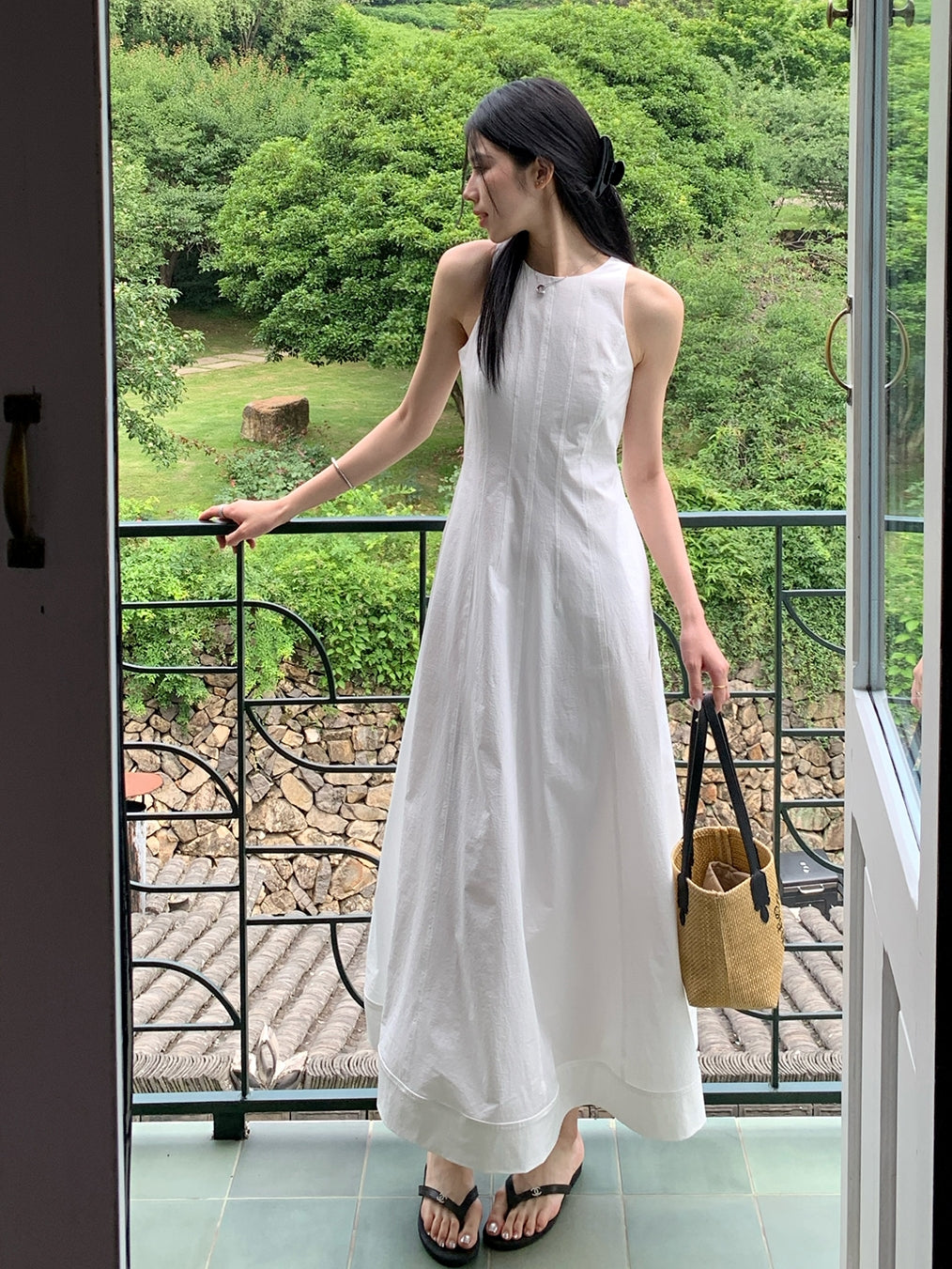 Tucks Long White Dress_BDHL7551
