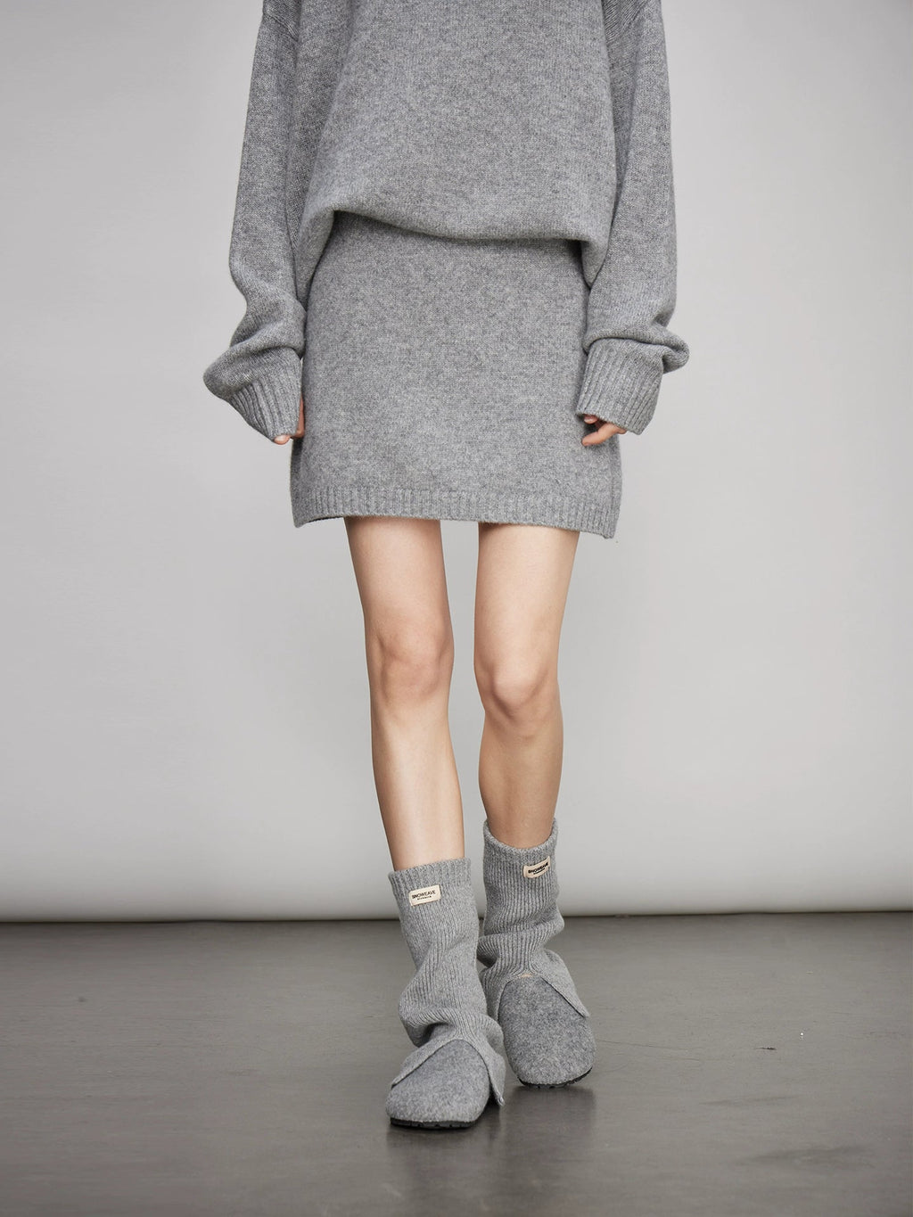 Loose Knit Tops Or Elasticated Waist Skirt_BDHL7994