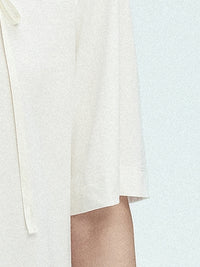 White T-shirt with Necklace Set_BDHL7434